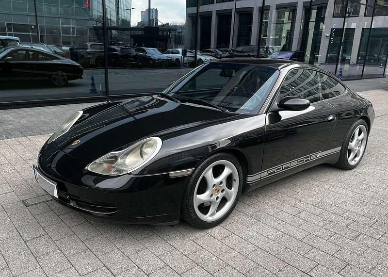 Gebraucht Porsche 911 Carrera 300 PS (220 kW) 2000 Schwarzmetallic Coupé