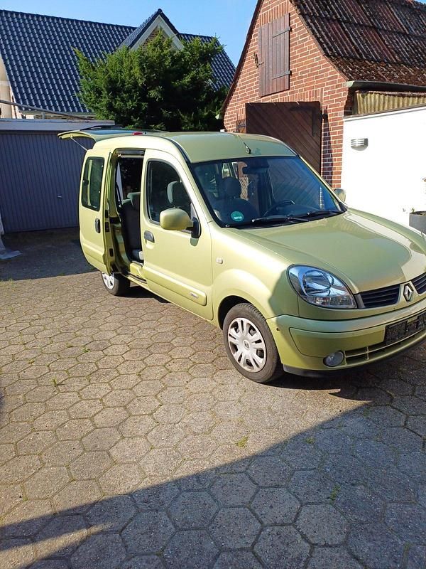 Grün Gebraucht 2006 Renault Kangoo Kombi | 1.950 € (Guter Preis) - Bild 1/3