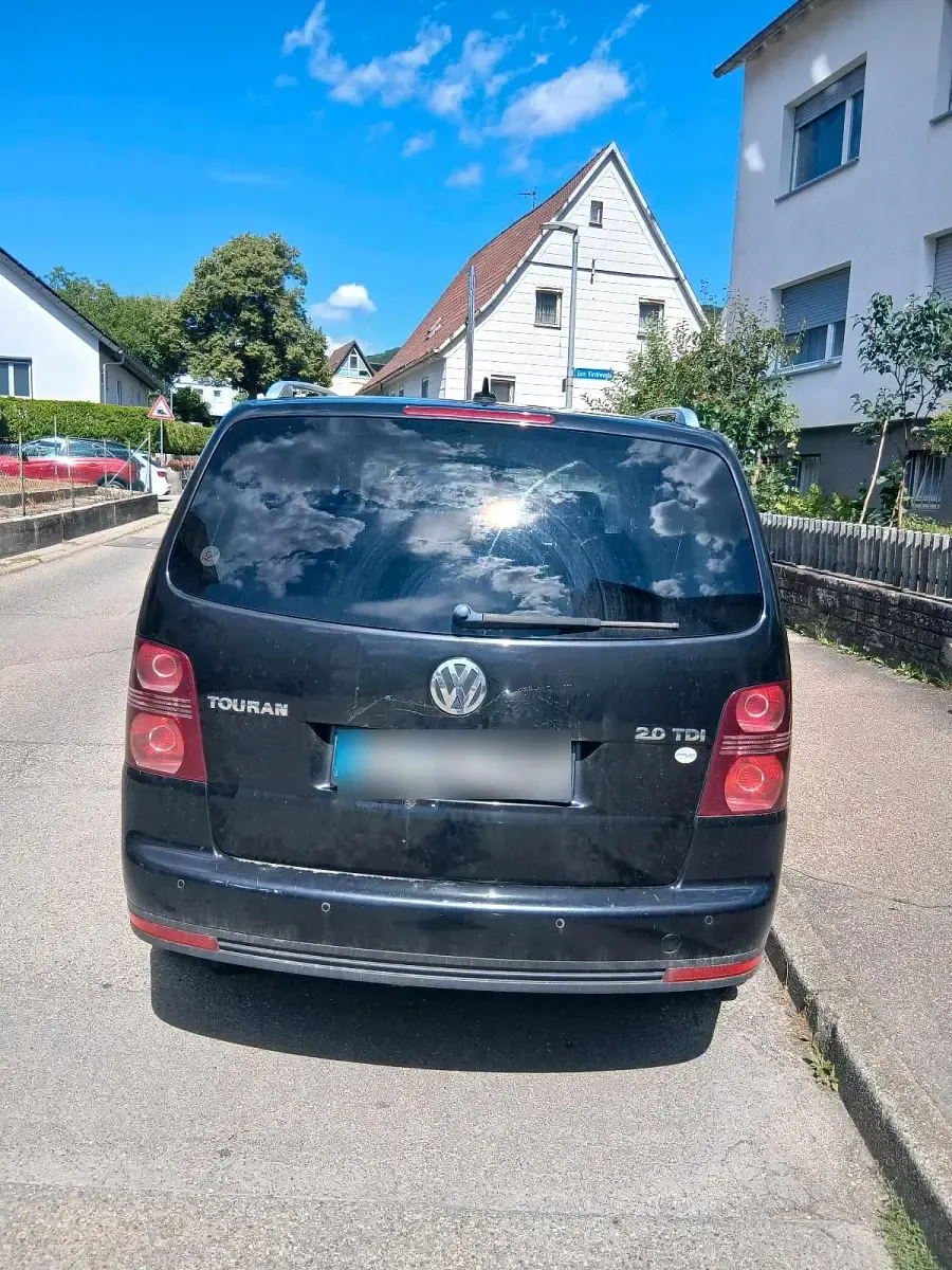 Gebraucht VW Touran 140 PS (102 kW) 2008 Schwarz Van / Kleinbus