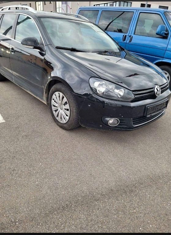 Gebraucht VW Golf VI Trendline 105 PS (77 kW) 2011 Schwarz Kleinwagen