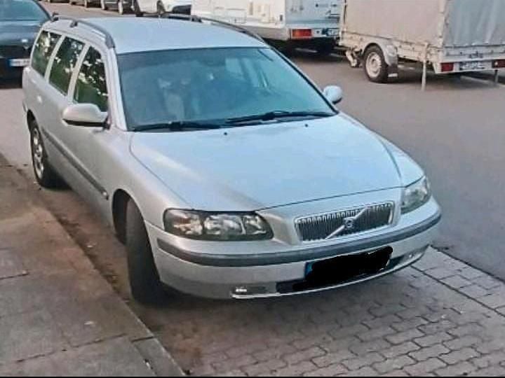 Silber Gebraucht 2002 Volvo V70 Kombi | 600 € (Superpreis) - Bild 1/1