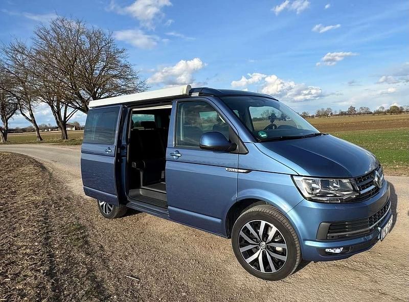Gebraucht VW California Beach 199 PS (146 kW) 2019 Blau Van