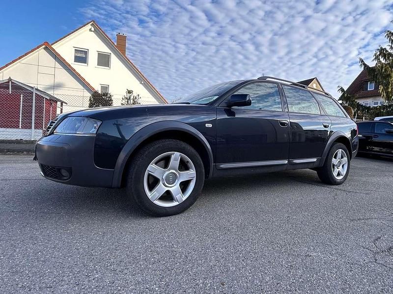 Używany Audi A6 Allroad 179 KM (131 kW) 2004 Niebieski Kombi