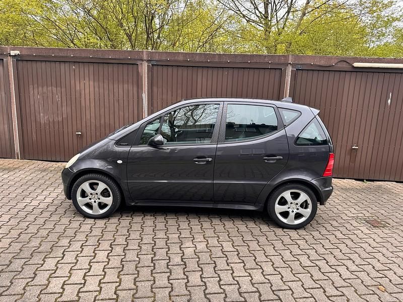Gebraucht Mercedes A190 125 PS (91 kW) 1999 Grau Kleinwagen