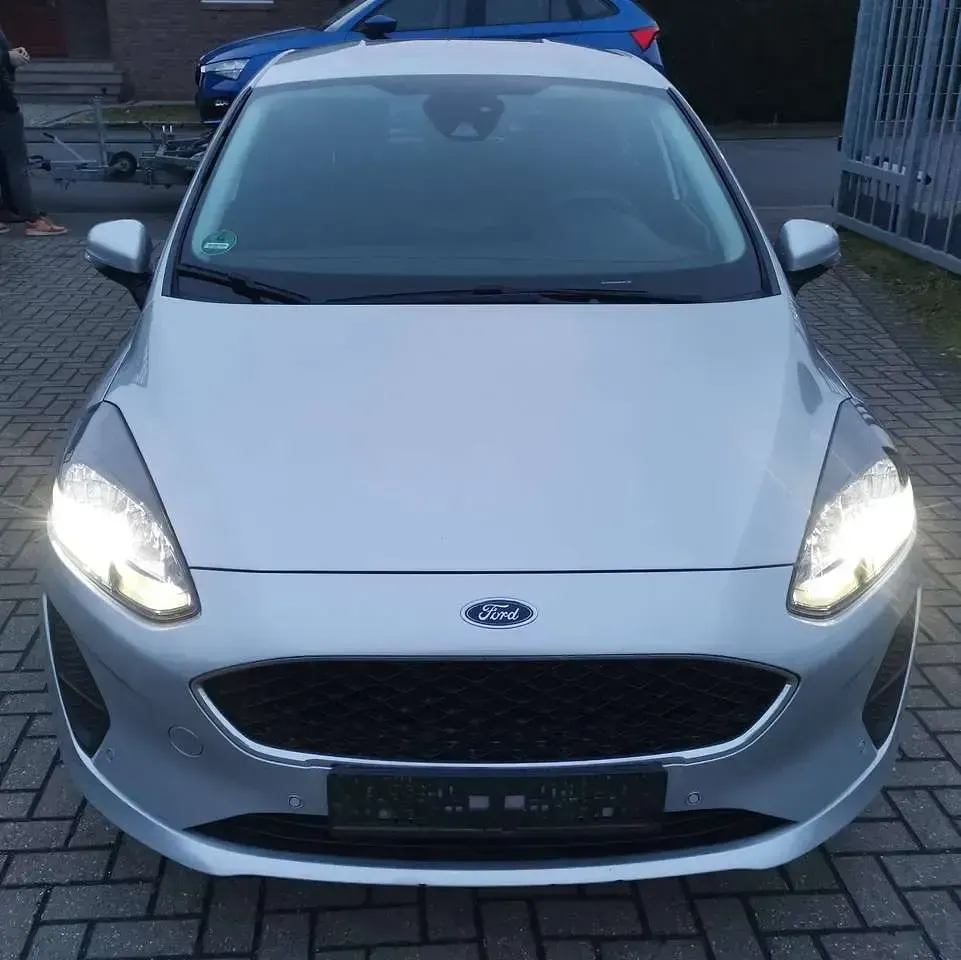 Gebraucht Ford Fiesta 101 PS (74 kW) 2021 Polarsilber metallic Kleinwagen