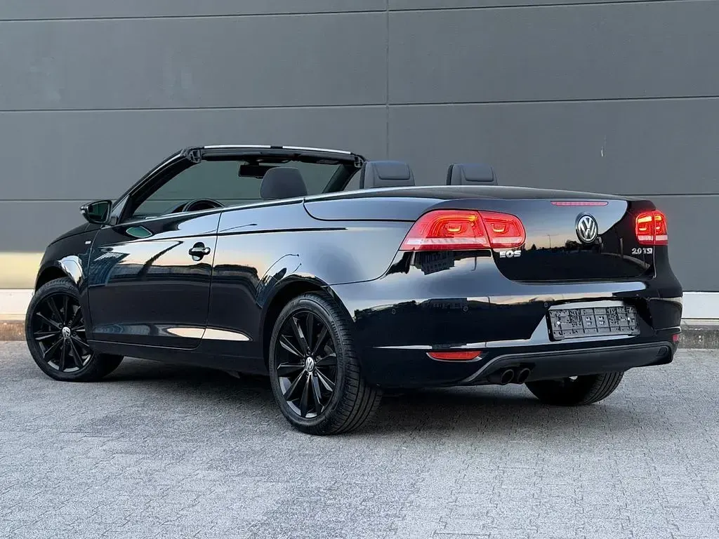 Używany VW Eos Cup 211 KM (155 kW) 2015 Czarny Kabriolet