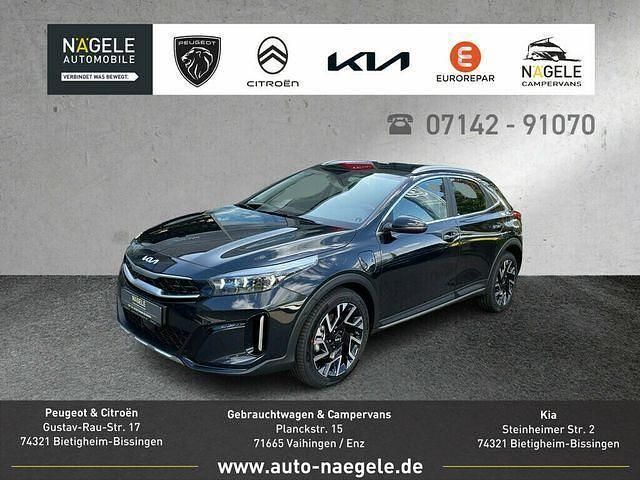Black metallic Gebraucht 2023 Kia XCeed Spirit SUV | 30.800 € (Etwas zu teuer) - Bild 1/4