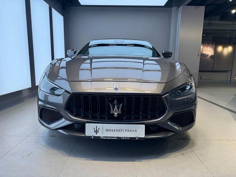 Gebraucht Maserati Ghibli 581 PS (427 kW) 2022 Grau Limousine