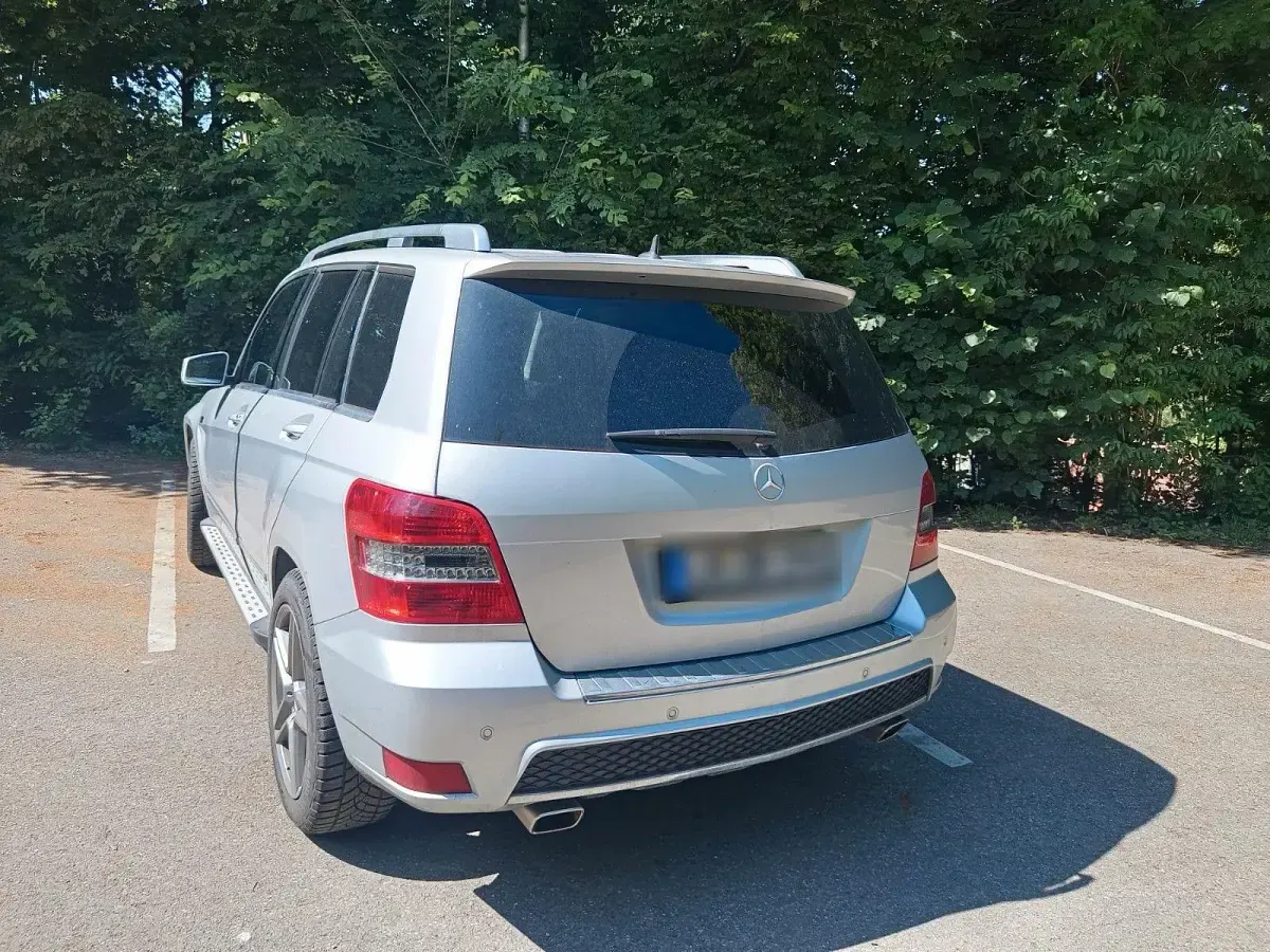 Gebraucht Mercedes GLK300 231 PS (169 kW) 2011 Silber SUV
