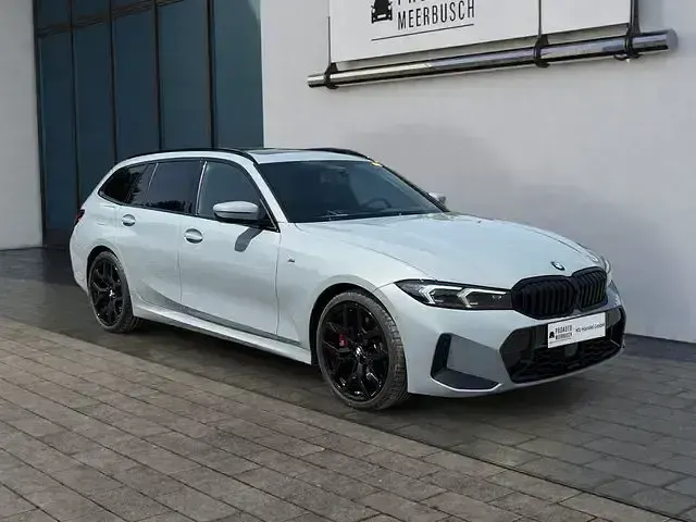Gebraucht BMW 320 M Sport 190 PS (139 kW) 2024 Brooklyn grau Kombi