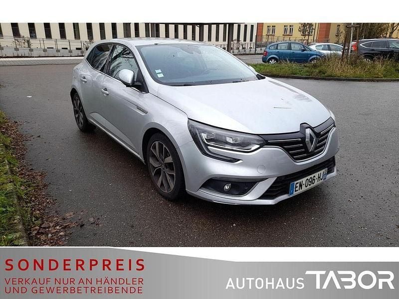 Gebraucht Renault Mégane IV Intens 132 PS (97 kW) 2017 Platingrau Limousine