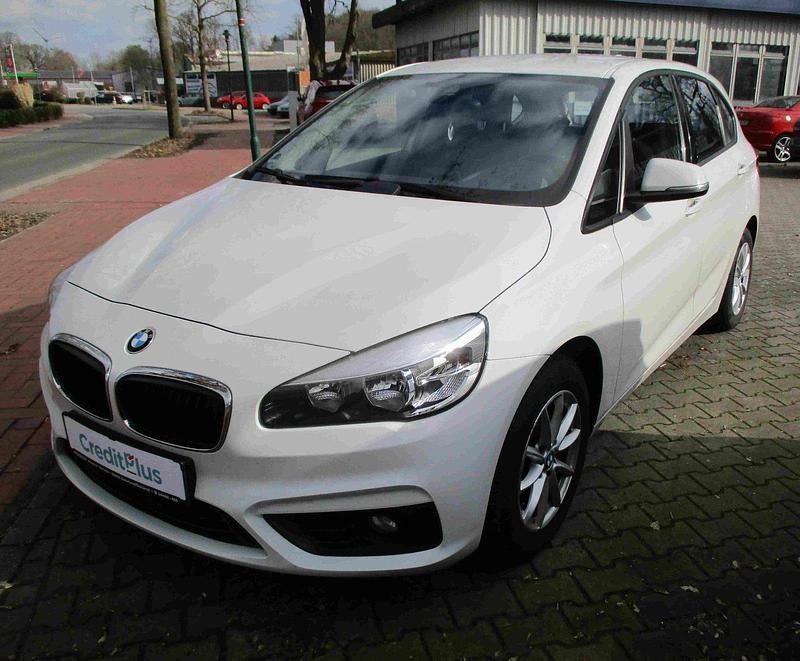 Gebraucht BMW 216 Basis 116 PS (85 kW) 2015 Weiß Kombi