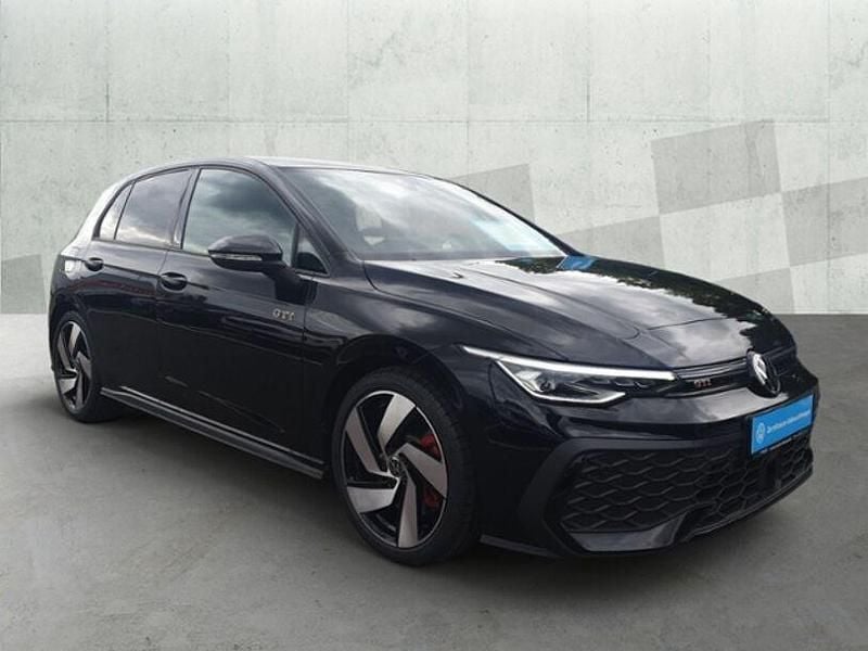 Gebraucht VW Golf VIII Style 265 PS (194 kW) 2025 Schwarz Limousine