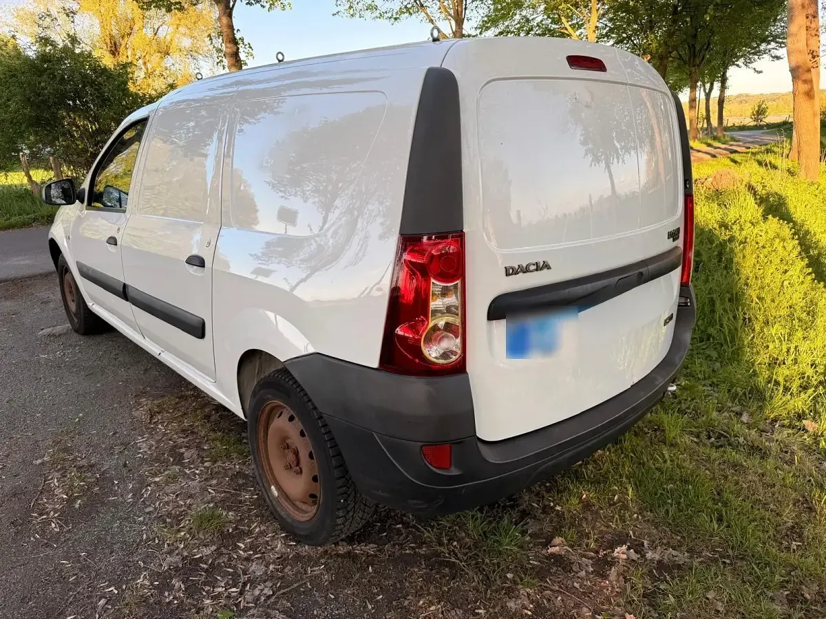 Occasion Dacia Logan 75 ch (55 kW) 2011 Blanc Pick-up