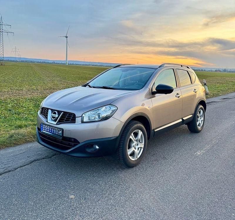 Beige Gebraucht 2013 Nissan Qashqai +2 360º SUV | 8.999 € (Fairer Preis) - Bild 1/4