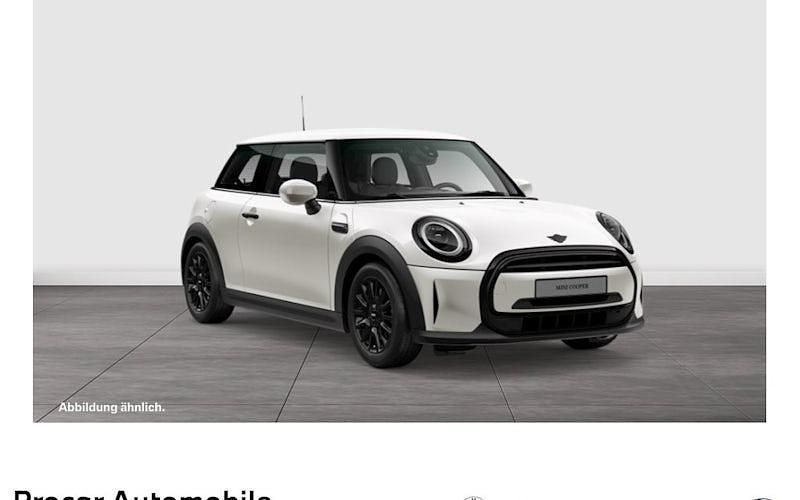 Weiß Gebraucht 2023 Mini Cooper Clubman Classic Kombi | 23.870 € (Guter Preis) - Bild 1/4