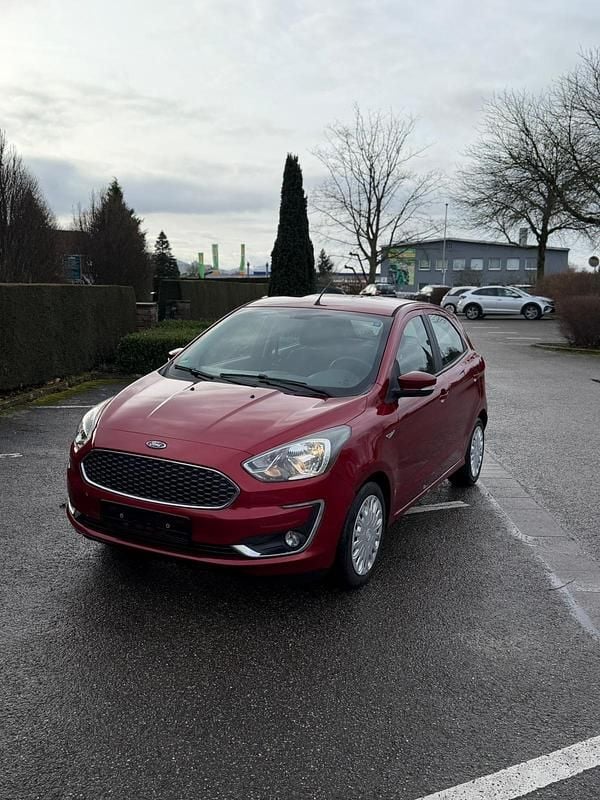 Gebraucht Ford Ka Plus 85 PS (62 kW) 2019 Rot Kleinwagen
