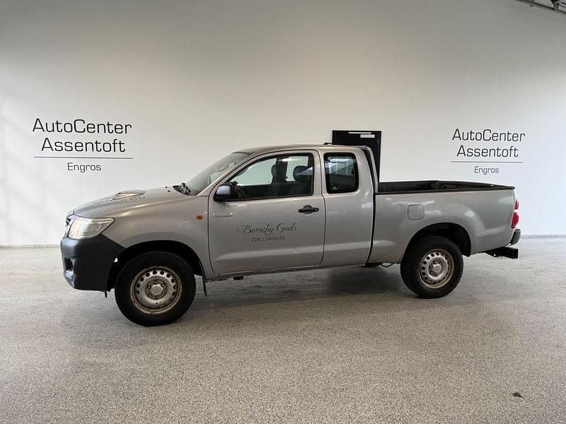 Gebraucht Toyota HiLux 144 PS (105 kW) 2016 Silber Pickup