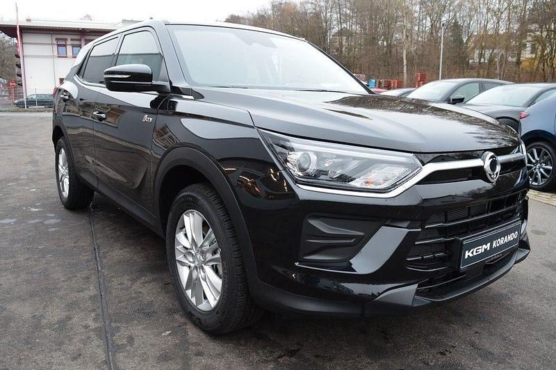 Neu Ssangyong (KGM) Korando 163 PS (119 kW) 2025 Schwarz SUV