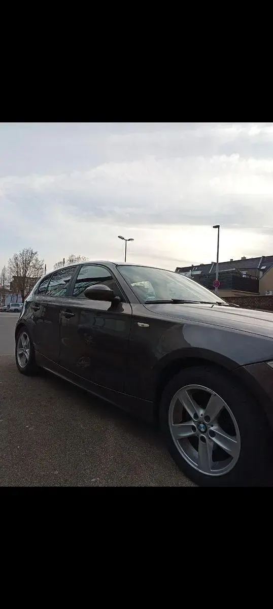Gebraucht BMW 118 129 PS (94 kW) 2006 Braun Kleinwagen