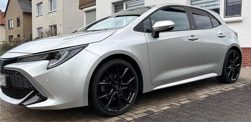 Gebraucht Toyota Corolla Team 180 PS (132 kW) 2022 Grau Limousine