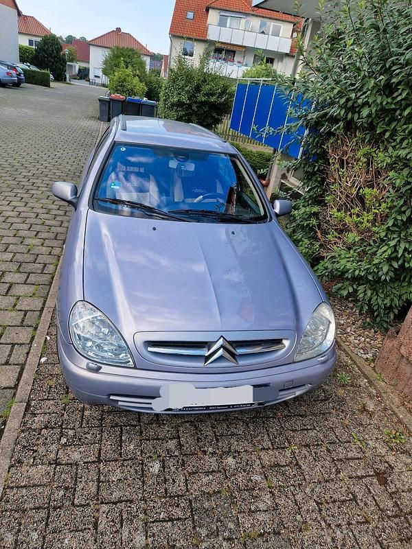 Andere farben Gebraucht 2001 Citroën Xsara Kombi | 1.899 € - Bild 1/4