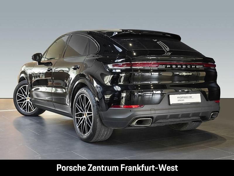 Gebraucht Porsche Cayenne 470 PS (345 kW) 2024 Schwarz SUV