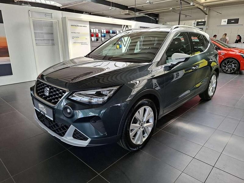 Grün Gebraucht 2022 Seat Arona Xperience SUV | 19.980 € (Fairer Preis) - Bild 1/3
