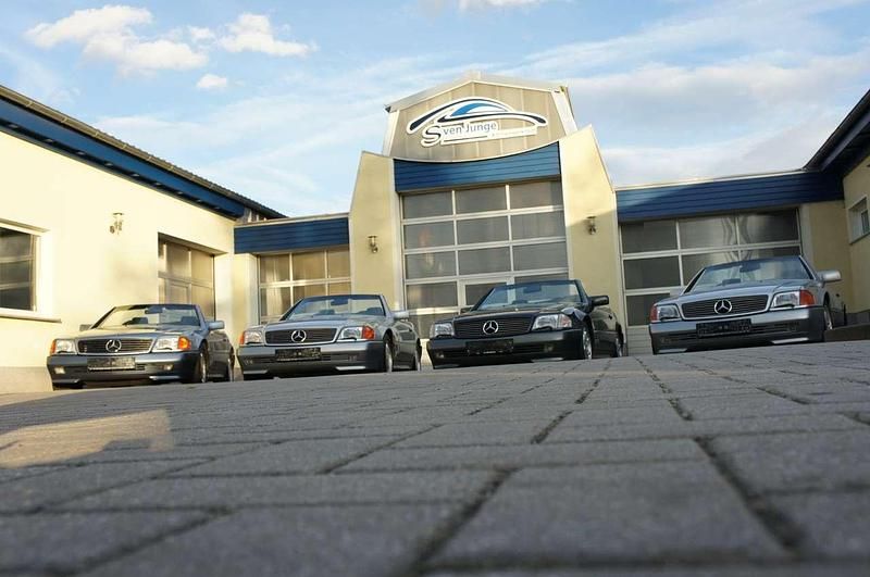 Second-hand Mercedes SL320 224 CP (164 kW) 1999 Negru Cabrio