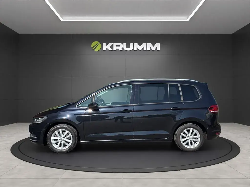 Gebraucht VW Touran Highline 150 PS (110 kW) 2017 Schwarz Van / Kleinbus