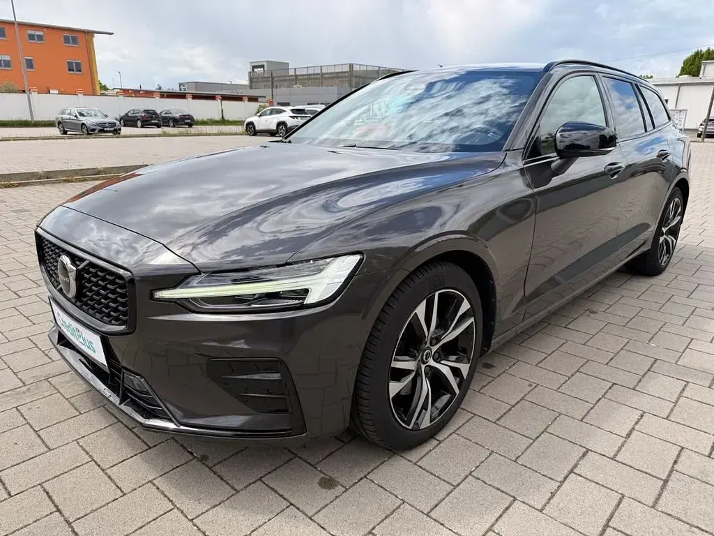 Occasion Volvo V60 Plus 197 ch (144 kW) 2023 Gris Break