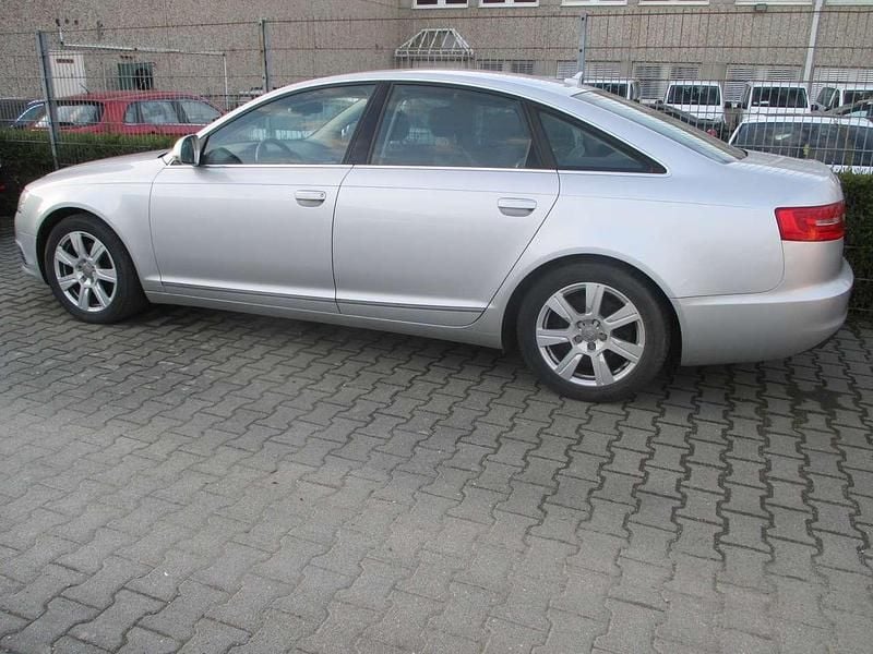 Gebraucht Audi A6 136 PS (100 kW) 2008 Silber Limousine