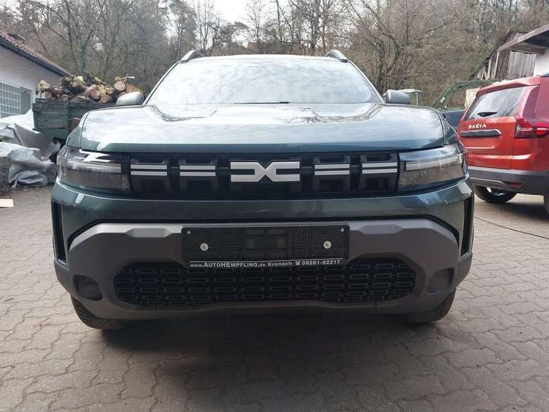 Zedergrün und andere Neu 2025 Dacia Duster Expression SUV | 23.789 € (Guter Preis) - Bild 1/4