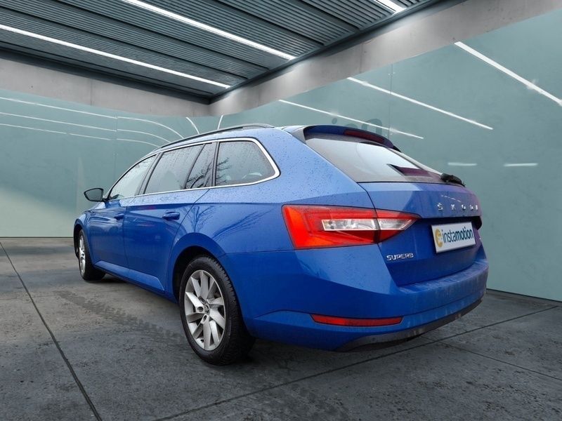 Gebraucht Skoda Superb Ambition 218 PS (160 kW) 2020 Blau Kombi