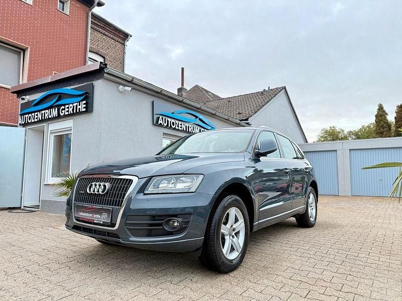 Grau Gebraucht 2009 Audi Q5 Advanced SUV | 12.990 € (Fairer Preis) - Bild 1/4