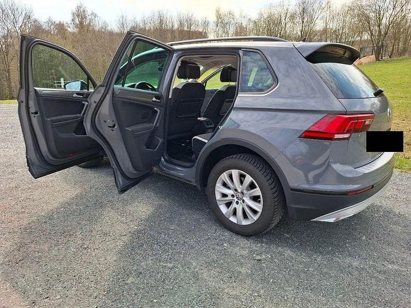 Używany VW Tiguan 150 KM (110 kW) 2019 Szary SUV