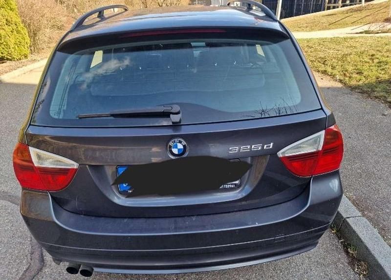 Gebraucht BMW 325 197 PS (144 kW) 2006 Grau Kombi