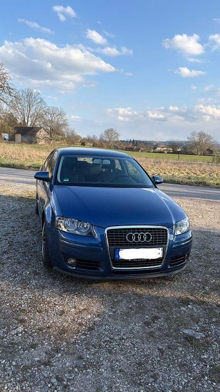 Gebraucht Audi A3 Attraction 102 PS (75 kW) 2008 Blau Kleinwagen