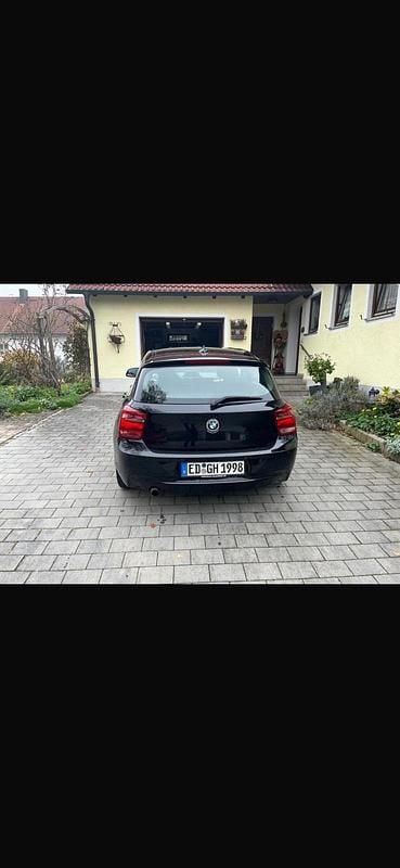 Gebraucht BMW 116 136 PS (100 kW) 2014 Schwarz Kleinwagen