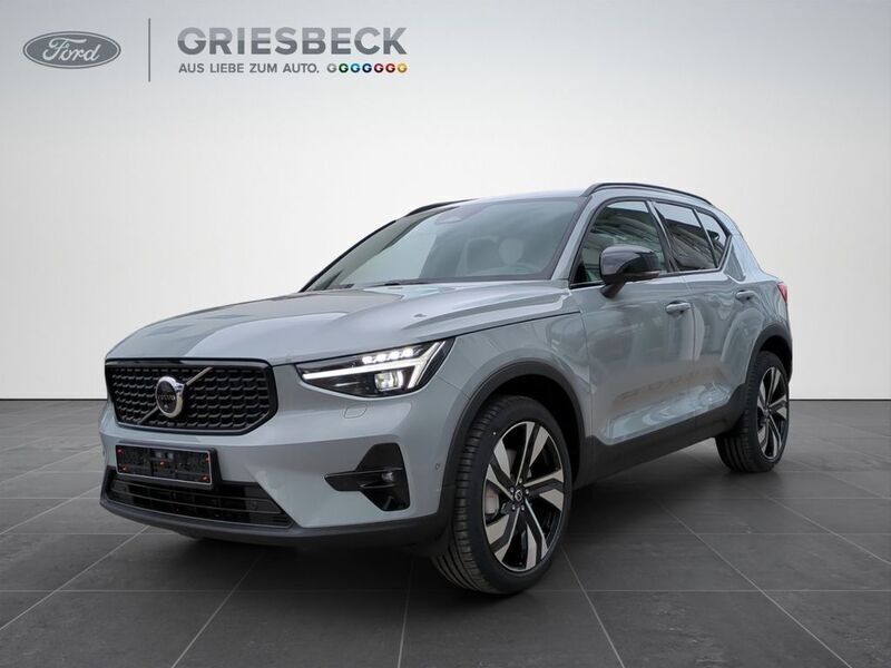 Grau Neu 2025 Volvo XC40 Business Edition SUV | 49.990 € (Teuer) - Bild 1/3