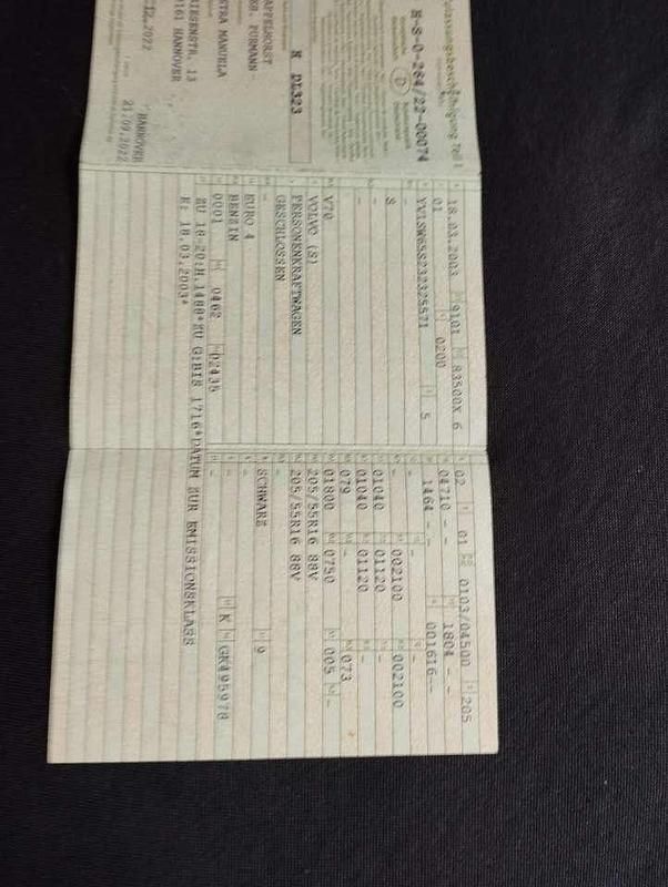 Schwarz Gebraucht 2003 Volvo V70 Kombi | 1.500 € - Bild 1/4