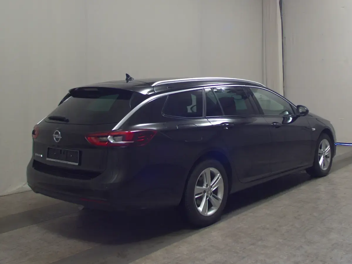 Gebraucht Opel Insignia Business 122 PS (89 kW) 2023 Schwarz Kombi