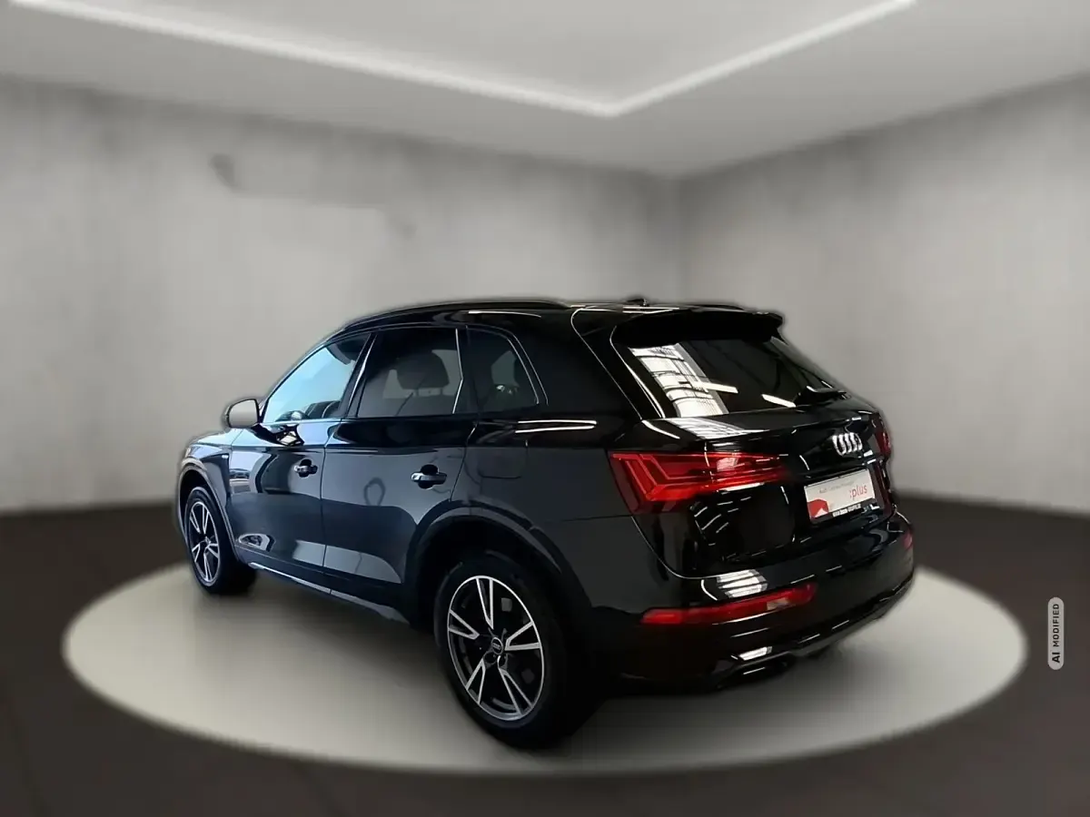 Gebraucht Audi Q5 S-Line 299 PS (219 kW) 2023 Schwarz metallic SUV