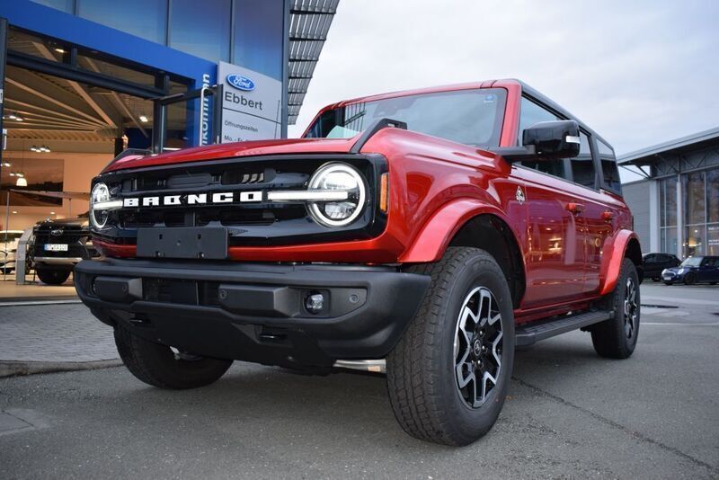 Rot Gebraucht 2024 Ford Bronco SUV | 67.950 € - Bild 1/4