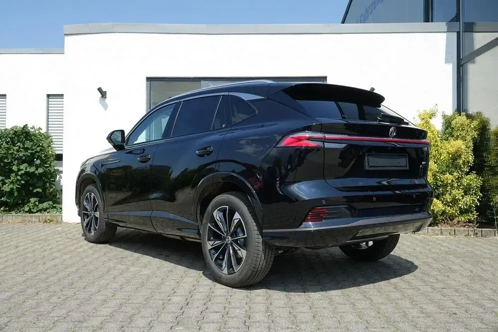 Neu MG HS Luxury 224 PS (164 kW) 2026 Schwarz SUV
