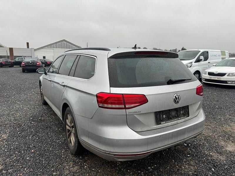 Gebraucht VW Passat Comfortline 150 PS (110 kW) 2019 Silber Kombi