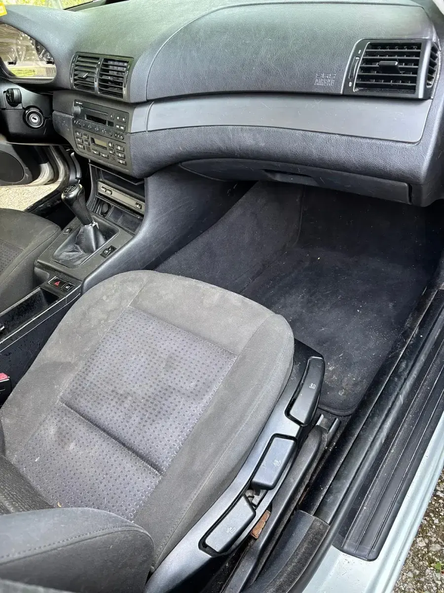 Gebraucht BMW 318 143 PS (105 kW) 2002 Silber Limousine
