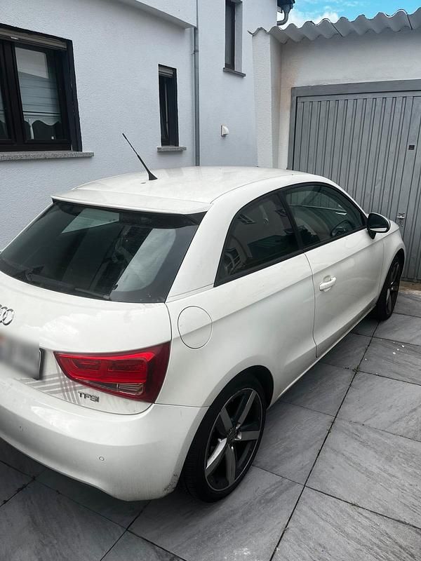 Gebraucht Audi A1 122 PS (89 kW) 2012 Weiß Kleinwagen