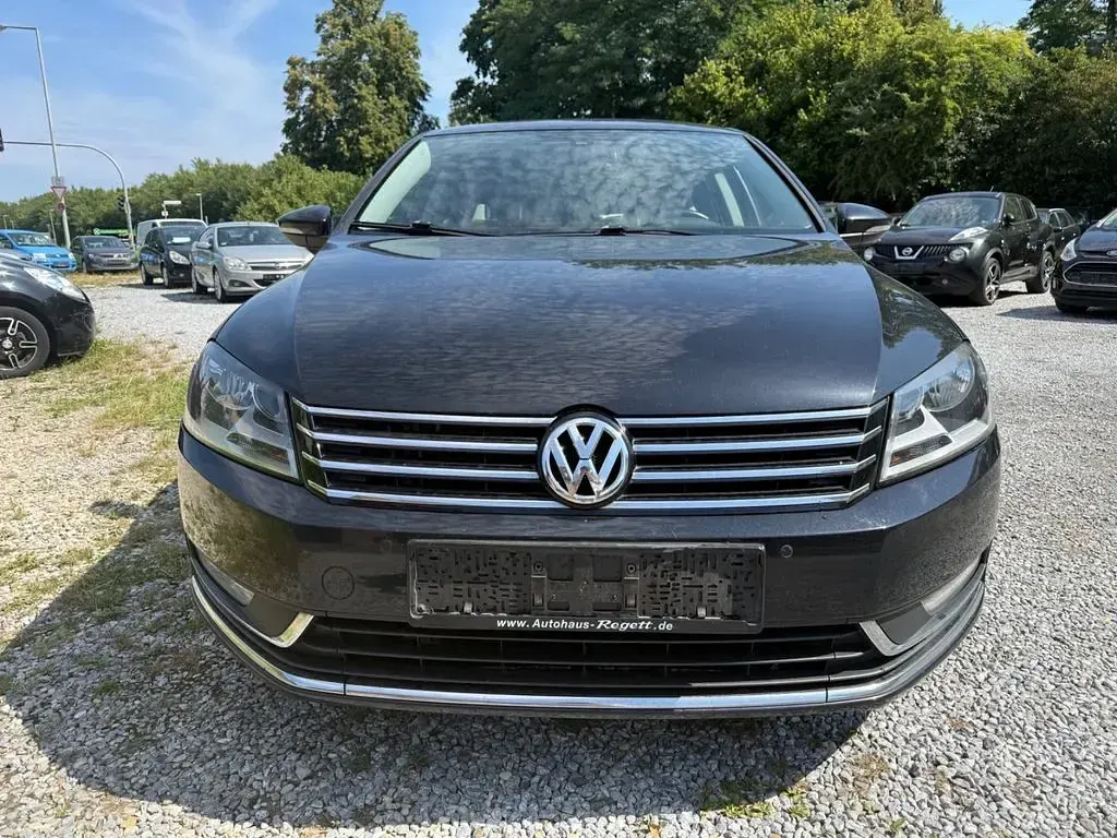 Gebraucht VW Passat Comfortline 140 PS (102 kW) 2013 Schwarz Limousine