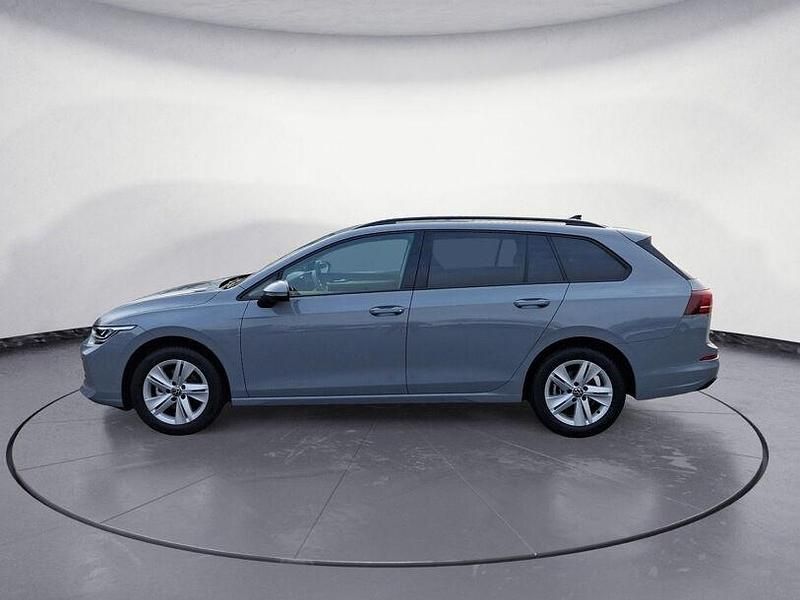 Gebraucht VW Golf VIII Life 150 PS (110 kW) 2025 Grau Kombi